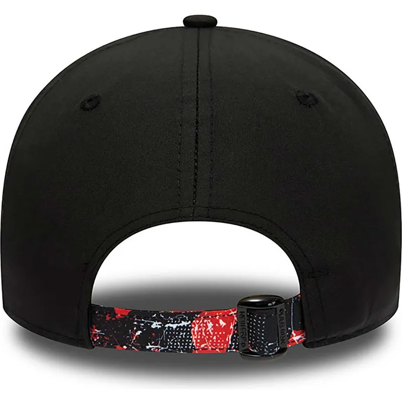 cepur-izliekta-melns-regulejams-9forty-print-infill-no-chicago-bulls-nba-no-new-era