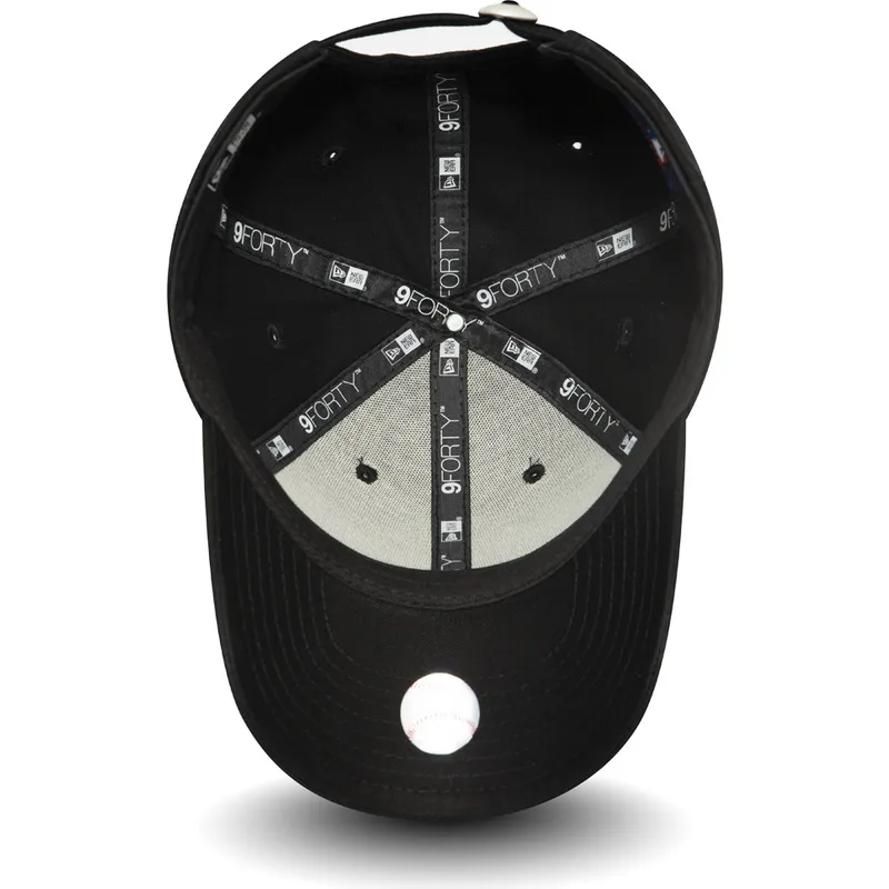 cap-izliekta-black-adjustable-strap-berniem-9forty-league-essential-no-new-york-yankees-mlb-no-new-era
