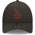 cepur-izliekta-melns-regulejams-9forty-team-outline-no-los-angeles-dodgers-mlb-no-new-era