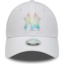 cepur-izliekta-balts-regulejams-multicolor-9forty-ombre-infill-no-new-york-yankees-mlb-no-new-era