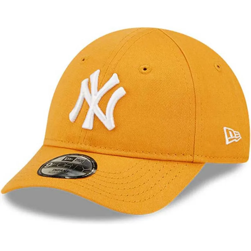 cepur-izliekta-oranzs-regulejams-berniem-9forty-league-essential-no-new-york-yankees-mlb-no-new-era