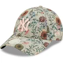 cap-izliekta-beige-adjustable-strap-9forty-all-over-print-floral-no-new-york-yankees-mlb-no-new-era
