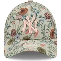 cap-izliekta-beige-adjustable-strap-9forty-all-over-print-floral-no-new-york-yankees-mlb-no-new-era