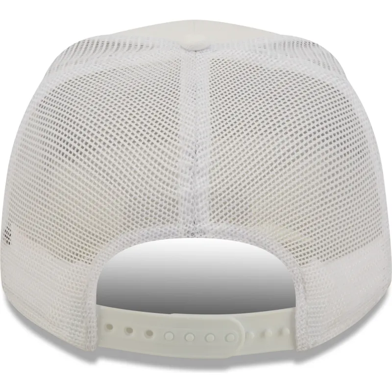 cap-izliekta-white-snapback-a-frame-no-new-era