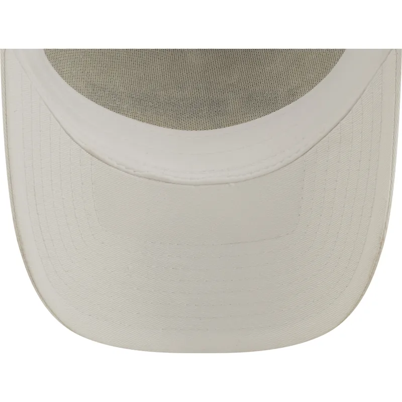 cap-izliekta-white-snapback-a-frame-no-new-era
