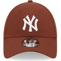 cepur-izliekta-bruns-regulejams-9forty-linen-no-new-york-yankees-mlb-no-new-era