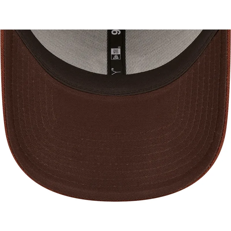 cepur-izliekta-bruns-regulejams-9forty-linen-no-new-york-yankees-mlb-no-new-era
