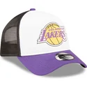 weisse-schwarze-und-violette-trucker-kappe-a-frame-team-colour-der-los-angeles-lakers-nba-von-new-era