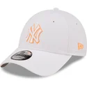 cepur-izliekta-balts-regulejams-9forty-neon-outline-no-new-york-yankees-mlb-no-new-era