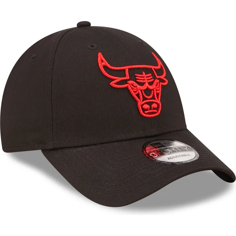 cepur-izliekta-melns-regulejams-9forty-neon-outline-no-chicago-bulls-nba-no-new-era