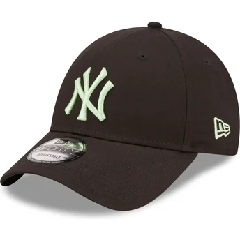 Gorra curva negra ajustable con logo verde 9FORTY League Essential de New York Yankees MLB de New Era