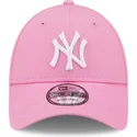 cepur-izliekta-roza-regulejams-9forty-league-essential-no-new-york-yankees-mlb-no-new-era