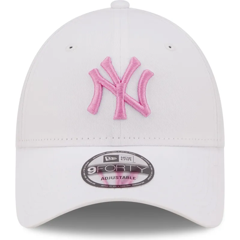 cepur-izliekta-balts-regulejams-rosa-9forty-league-essential-no-new-york-yankees-mlb-no-new-era