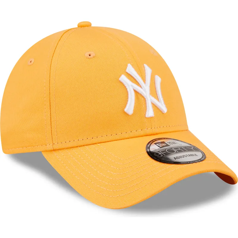 cepur-izliekta-oranzs-regulejams-9forty-league-essential-no-new-york-yankees-mlb-no-new-era
