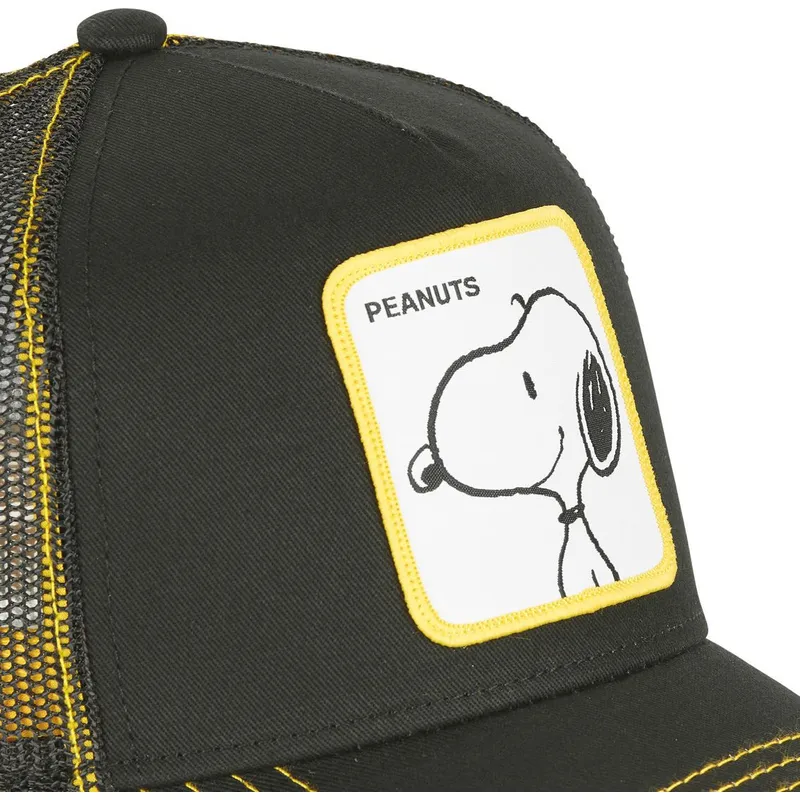 cepur-izliekta-soferis-melns-snapback-snoopy-do1-peanuts-snoopy-zemesrieksti-no-capslab