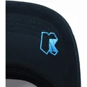gorra-curva-blanca-y-azul-marino-ajustable-trust-the-plan-de-kimoa