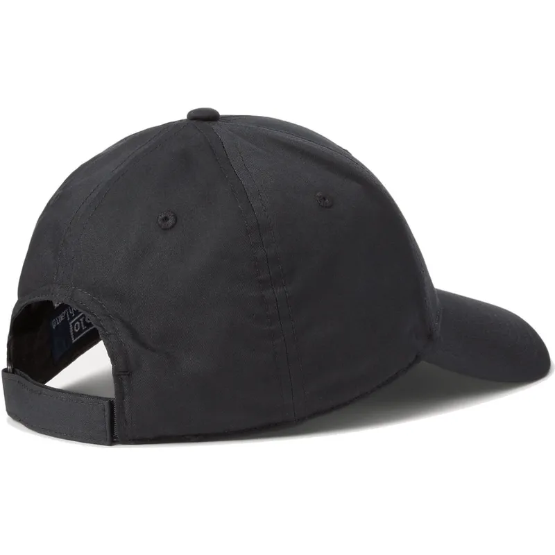 cepur-izliekta-melns-regulejams-plaque-baseline-no-polo-ralph-lauren