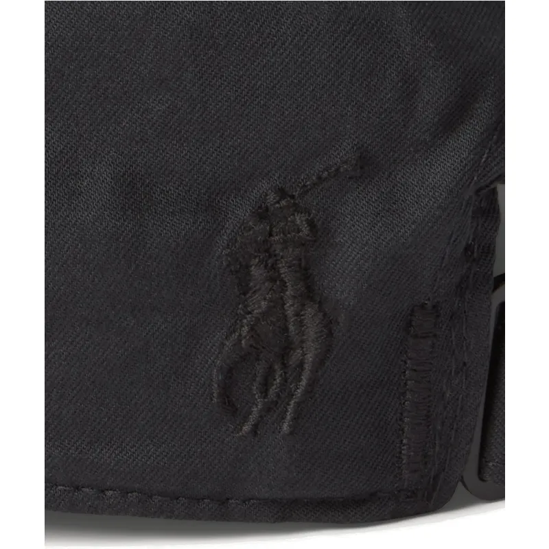cepur-izliekta-melns-regulejams-plaque-baseline-no-polo-ralph-lauren