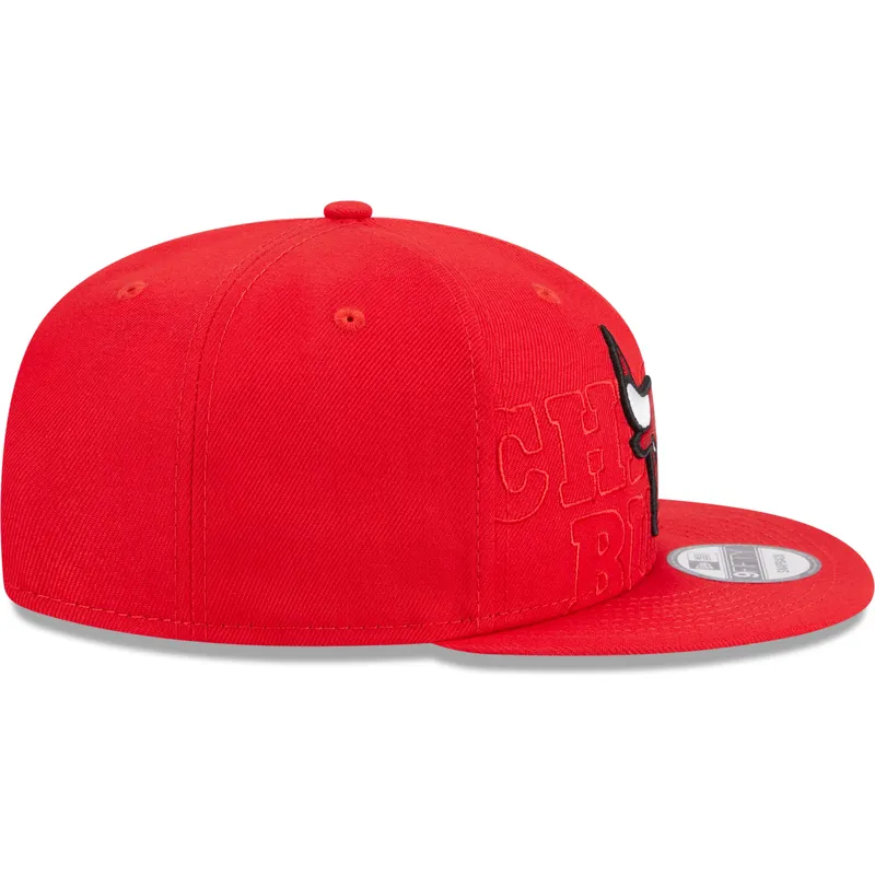 cepur-plakana-sarkans-snapback-9fifty-draft-edition-2023-no-chicago-bulls-nba-no-new-era