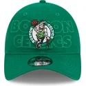 cepur-izliekta-zals-regulejams-9twenty-draft-edition-2023-no-boston-celtics-nba-no-new-era