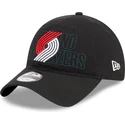 cepur-izliekta-melns-regulejama-lente-9twenty-draft-edition-2023-no-portland-trail-blazers-nba-no-new-era