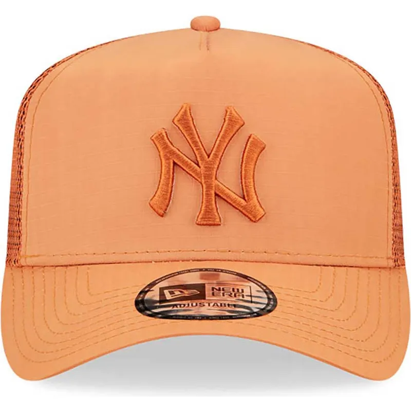 cepur-izliekta-truckeris-bruns-snapback-a-frame-tech-ripstop-no-new-york-yankees-mlb-no-new-era