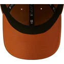 cepur-izliekta-bruns-regulejams-9twenty-linen-no-new-era