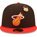 cap-plakana-brown-ajustada-59fifty-the-elements-fire-pin-no-miami-heat-nba-no-new-era