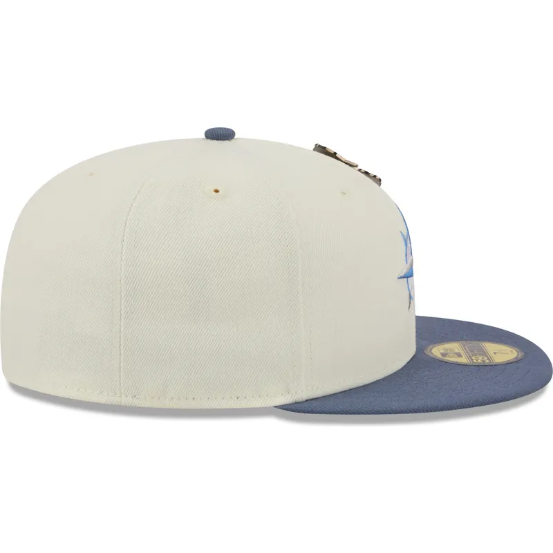 graue-und-blaue-anliegende-flat-cap-59fifty-the-elements-air-pin-der-seattle-mariners-mlb-von-new-era