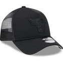 schwarze-trucker-kappe-mit-schwarzem-logo-9forty-a-frame-all-day-trucker-der-chicago-bulls-nba-von-new-era