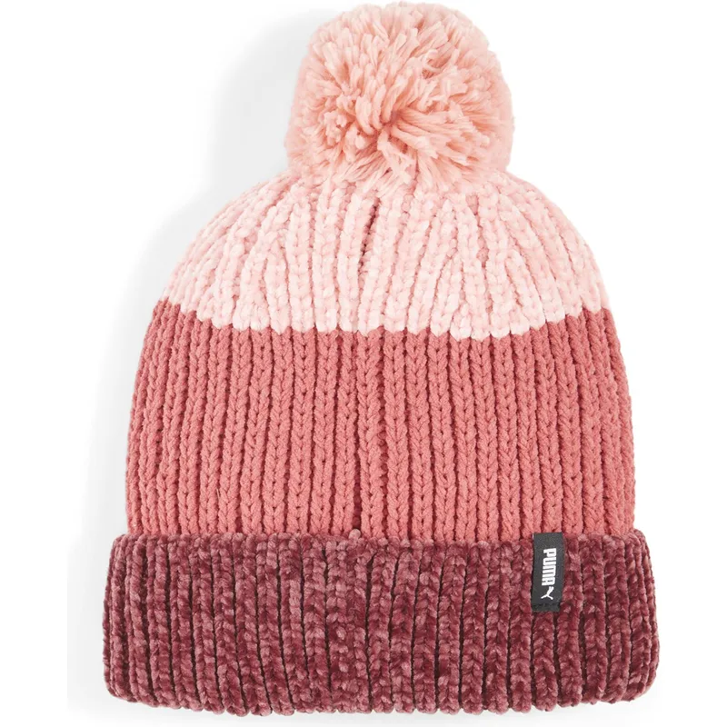 cepur-izliekta-ar-bumbuli-sarkans-rosa-no-puma cepur-izliekta-ar-bumbuli-sarkans-rosa-no-puma