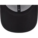 schwarze-verstellbare-kappe-mit-gebogenem-schirm-und-goldenem-logo-9forty-von-manchester-united-football-club-premier-league-von