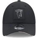 cepur-izliekta-melns-snapback-9forty-all-over-print-zebra-visor-no-manchester-united-football-club-premier-league-no-new-era