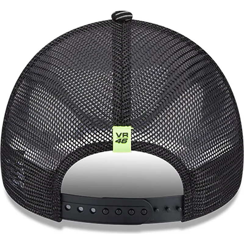 cepur-izliekta-truckeris-melns-snapback-a-frame-reflective-all-over-print-no-valentino-rossi-vr46-motogp-no-new-era cepur-izliekta-truckeris-melns-snapback-a-frame-reflective-all-over-print-no-valentino-rossi-vr46-motogp-no-new-era