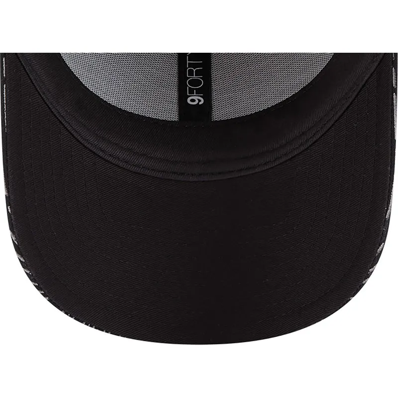 cepur-izliekta-melns-regulejams-9forty-reflective-visor-no-valentino-rossi-vr46-motogp-no-new-era