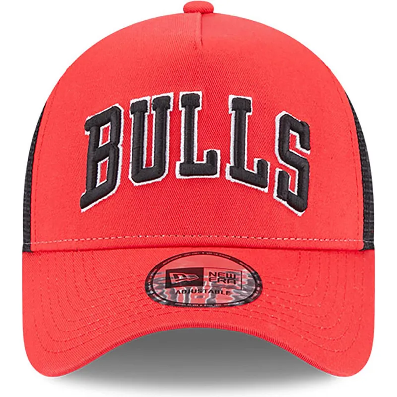 cepur-izliekta-truckeris-sarkans-snapback-a-frame-team-script-no-chicago-bulls-nba-no-new-era