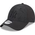 cepur-izliekta-melns-regulejams-9forty-multi-texture-no-new-york-yankees-mlb-no-new-era