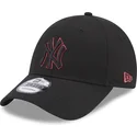 new-era-9forty-verstellbare-schwarze-kappe-mit-gebogenem-schirm-team-outline-new-york-yankees-mlb