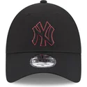 new-era-9forty-verstellbare-schwarze-kappe-mit-gebogenem-schirm-team-outline-new-york-yankees-mlb