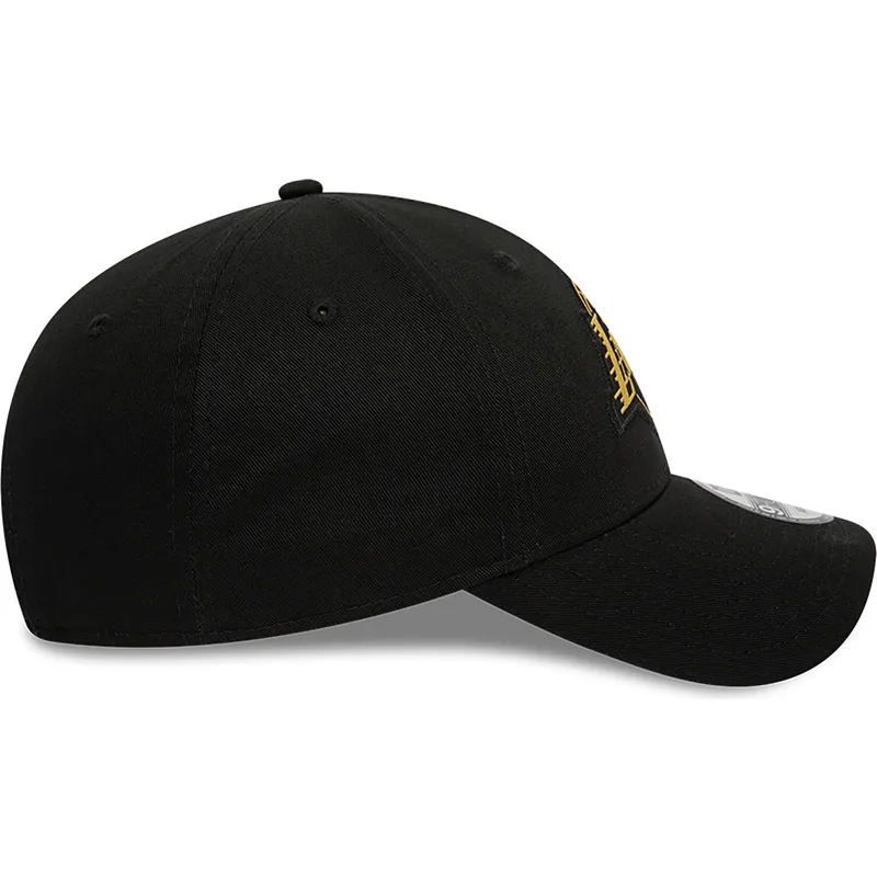 cepur-izliekta-melns-regulejams-9forty-metallic-badge-no-los-angeles-lakers-nba-no-new-era