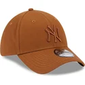 new-era-39thirty-league-essential-new-york-yankees-mlb-braune-gebogene-kappe-mit-braunem-logo