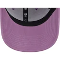 verstellbare-violette-cap-mit-gebogenem-schirm-und-marineblauem-logo-9forty-league-essential-der-new-york-yankees-mlb-von-new-er
