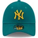 cepur-izliekta-zals-regulejams-9forty-league-essential-no-new-york-yankees-mlb-no-new-era