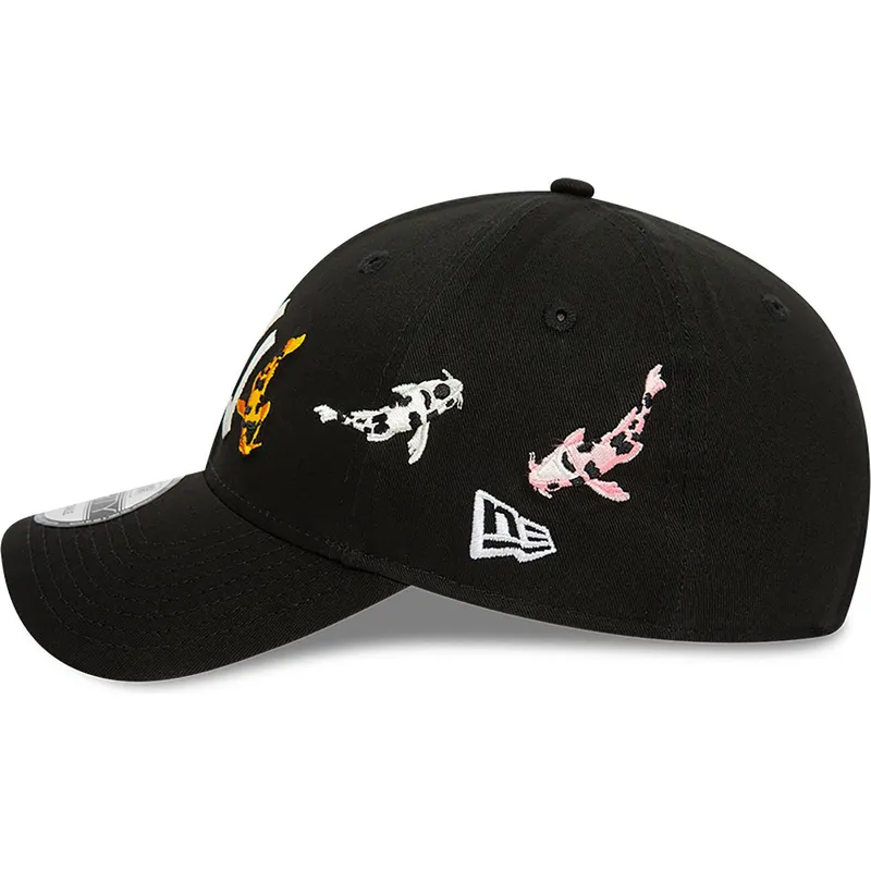 cepur-izliekta-melns-regulejams-9forty-koi-fish-no-new-york-yankees-mlb-no-new-era cepur-izliekta-melns-regulejams-9forty-koi-fish-no-new-york-yankees-mlb-no-new-era