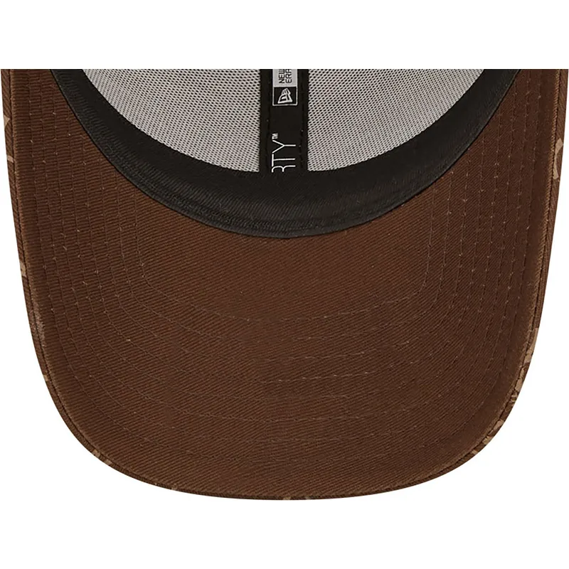 cepur-izliekta-bruns-regulejams-9forty-monogram-no-new-york-yankees-mlb-no-new-era