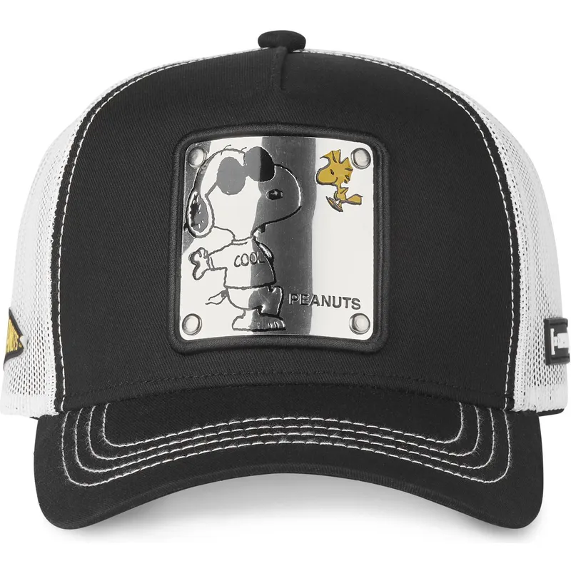 cap-izliekta-black-snapback-snoopy-peanuts-no-capslab
