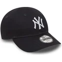 cap-izliekta-blue-adjustable-strap-berniem-9forty-essential-no-new-york-yankees-mlb-no-new-era