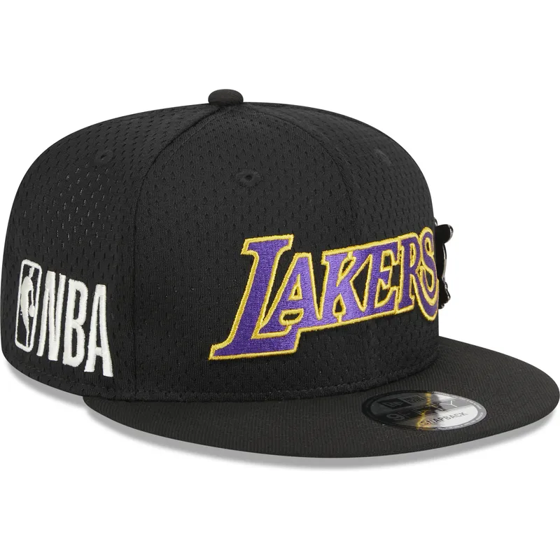 cap-plakana-black-snapback-9fifty-post-up-pin-no-los-angeles-lakers-nba-no-new-era