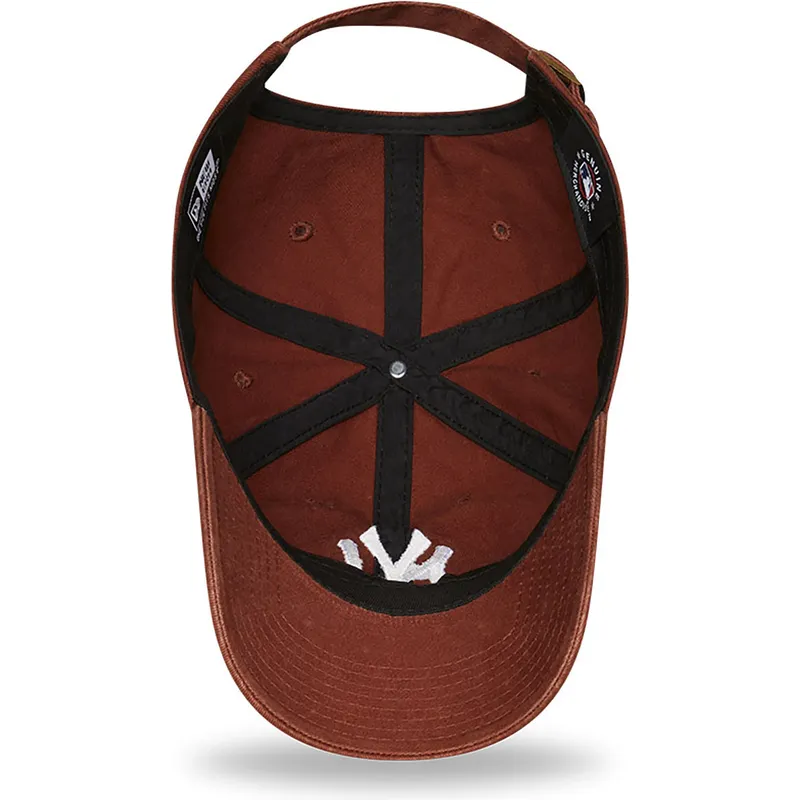 cepur-izliekta-bruns-regulejams-9twenty-league-essential-no-new-york-yankees-mlb-no-new-era