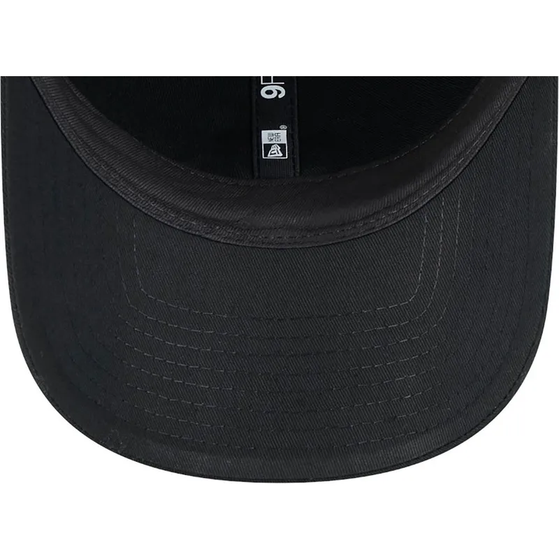 cepur-izliekta-melns-regulejams-9forty-pin-no-chicago-bulls-nba-no-new-era